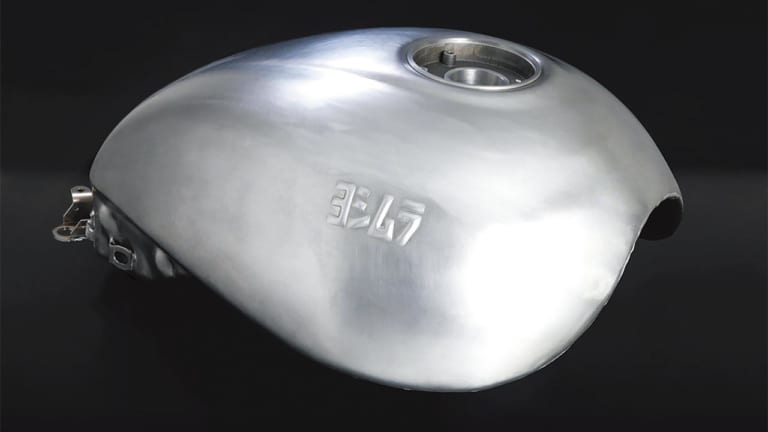 '18 Z900RS/CAFE|アルミフューエルタンク|’20年9月のおすすめカスタムパーツ×8選【レブル250用フロントパイプetc.】