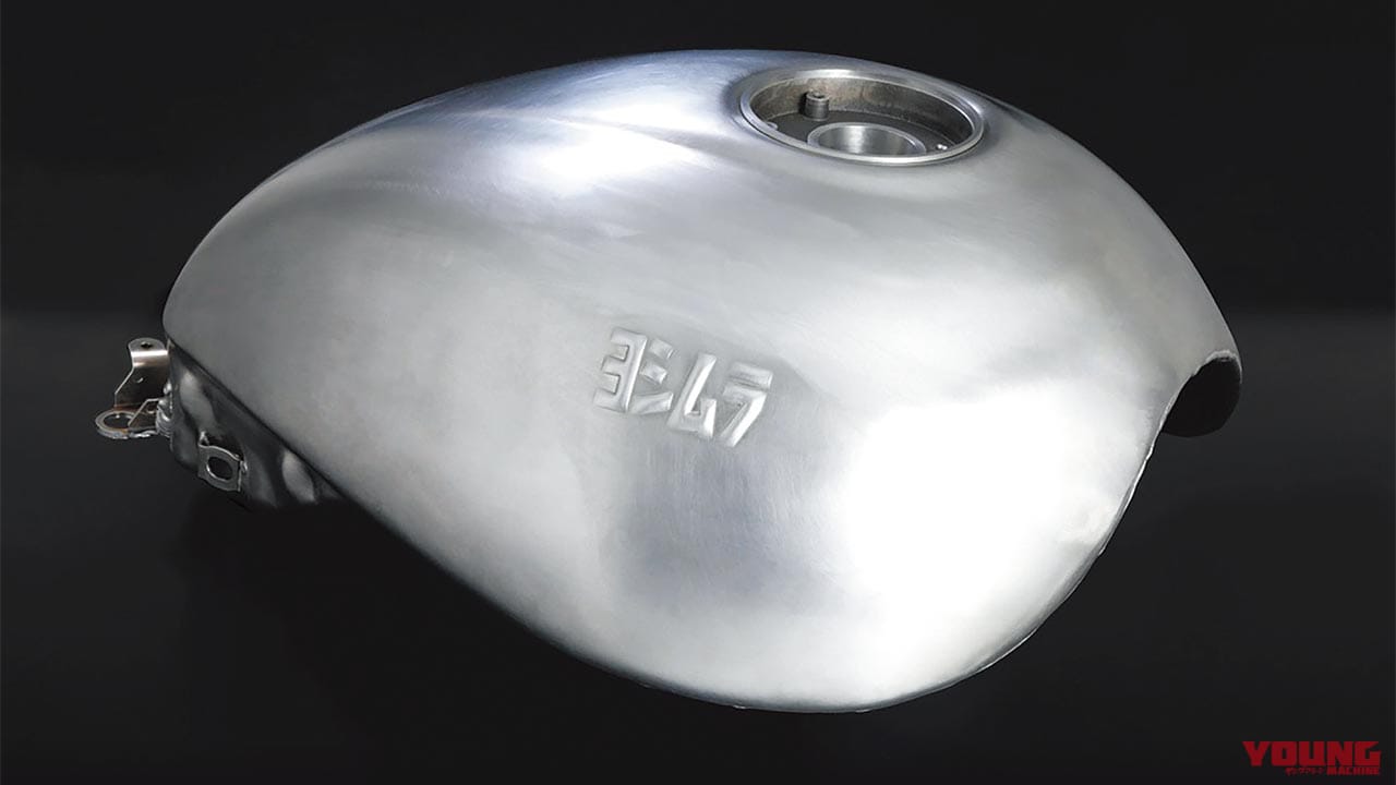 '18 Z900RS/CAFE|アルミフューエルタンク|’20年9月のおすすめカスタムパーツ×8選【レブル250用フロントパイプetc.】