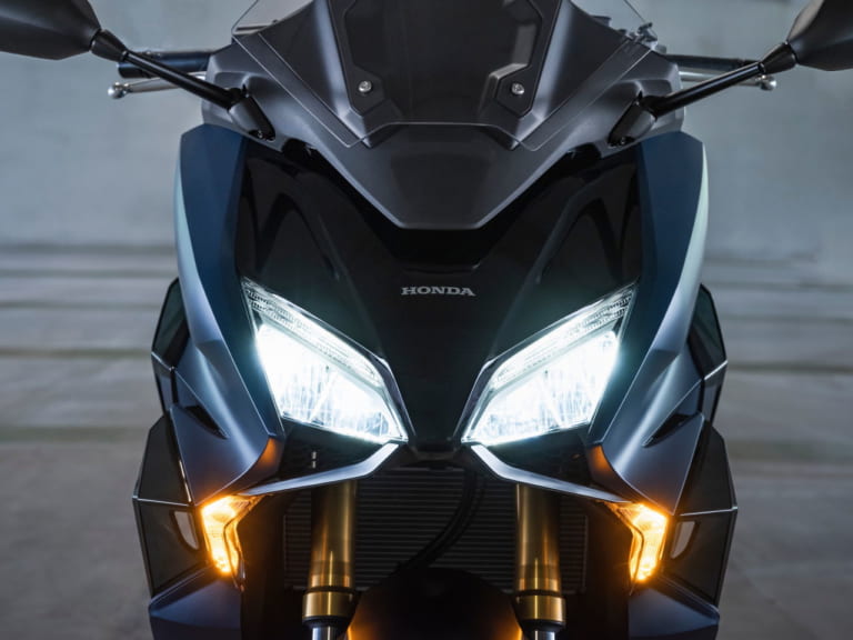 ホンダ「フォルツァ750」新登場！ X-ADVベースでTMAXキラーとなるか