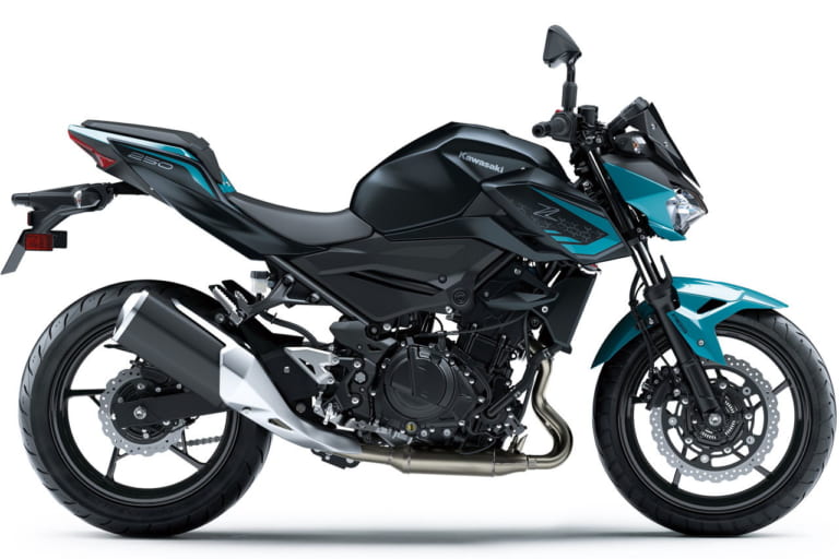 カワサキ「Z250」の2021年カラー登場！ 独特な青緑×黒と赤×黒で本日11