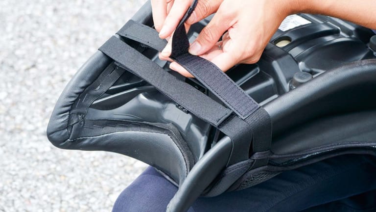 ドッペルギャンガー バイク用シートクッションセット クール&ゲル|座面の蒸れとお尻の痛みを解決するシートクッション〈ドッペルギャンガー クール&ゲル〉