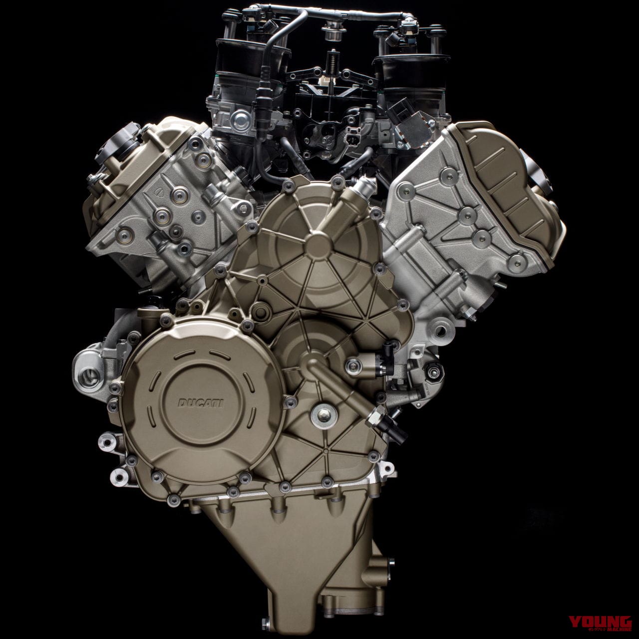 |なんとデスモ非搭載! ドゥカティが170馬力の次世代ムルティ用V4エンジンを発表