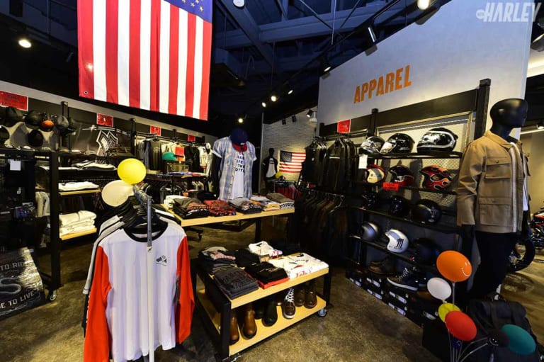 H-Dアパレル|ハーレー乗りが集まり、長く愛されるディーラー〈ハーレーダビッドソンセントラル川口店〉
