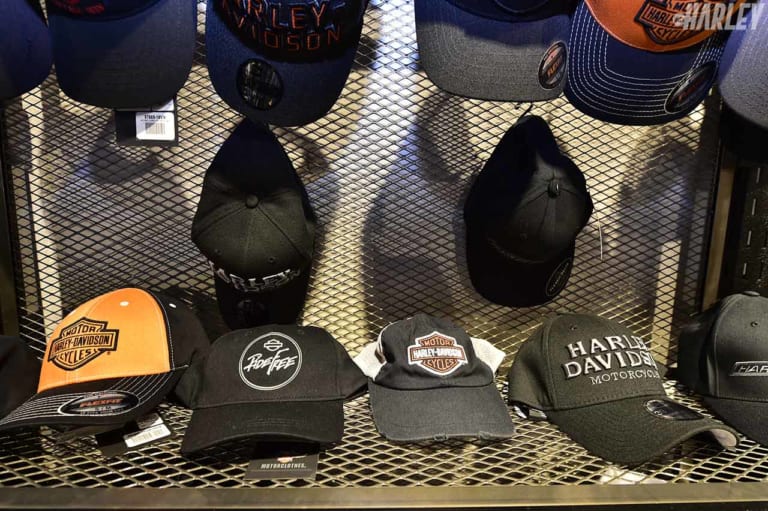 H-Dアパレル|ハーレー乗りが集まり、長く愛されるディーラー〈ハーレーダビッドソンセントラル川口店〉