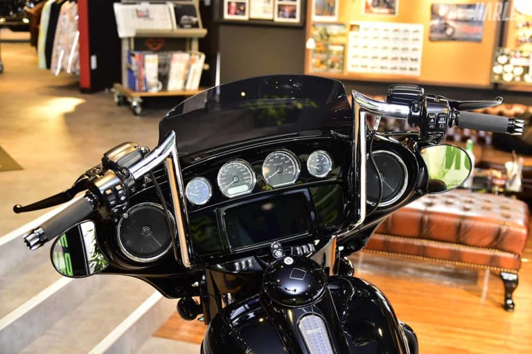 ハーレーダビッドソン静岡|認定中古車|FLHXSストリートグライドスペシャル|世界が実力を認める「ハーレーダビッドソン静岡」認定中古車情報〈厳選ショップガイド〉