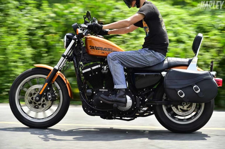 ハーレー スポーツスター883Rのタイヤをメッツラー クルーズテックに換装してみた|ハーレー スポーツスター883Rのタイヤをメッツラー クルーズテックに換装してみた