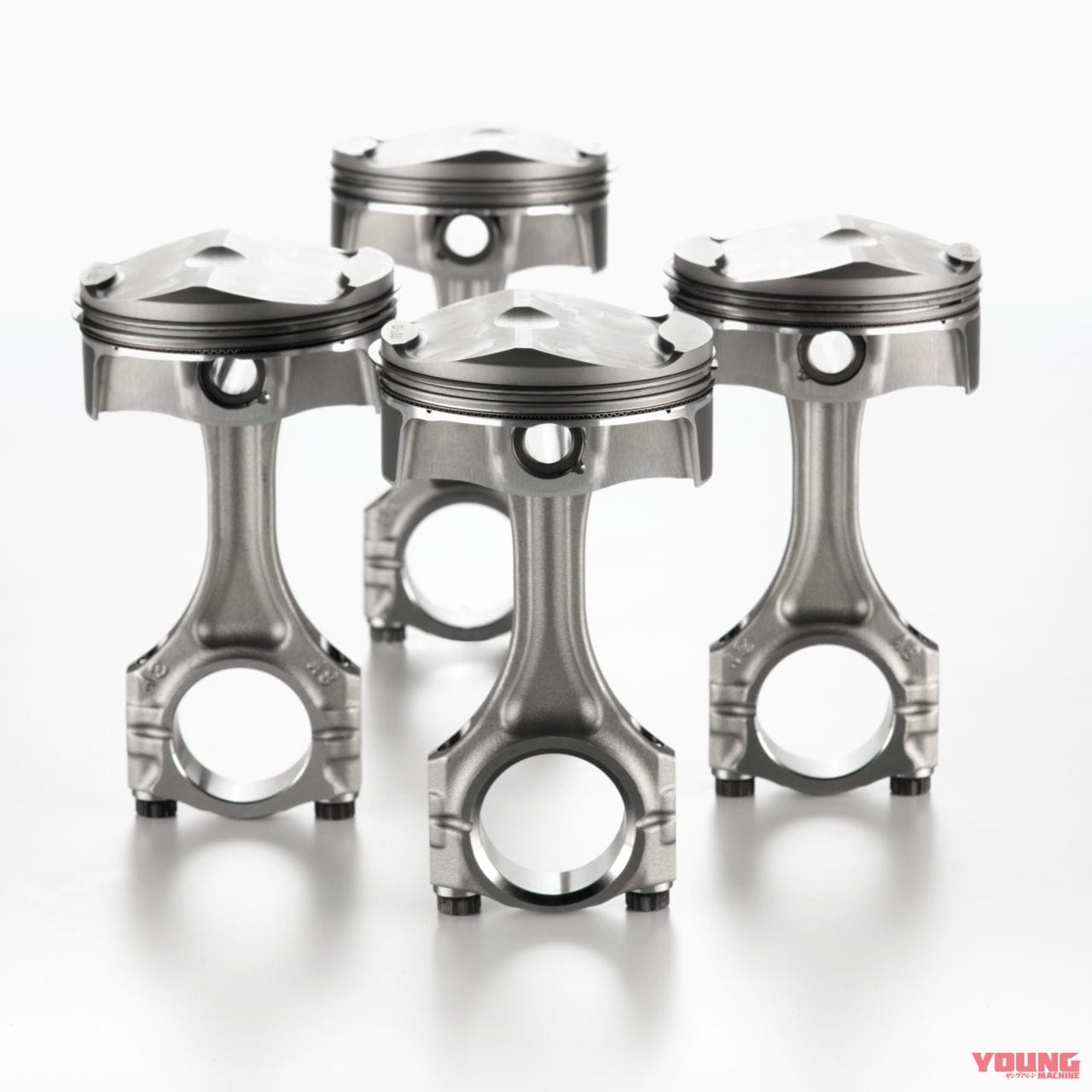 Motore Ducati V4 Granturismo|なんとデスモ非搭載! ドゥカティが170馬力の次世代ムルティ用V4エンジンを発表