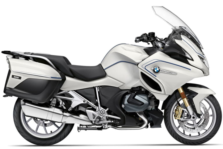 BMW「R1250RT」10.25インチ大型スクリーンほか新装備で2021年モデルへ 