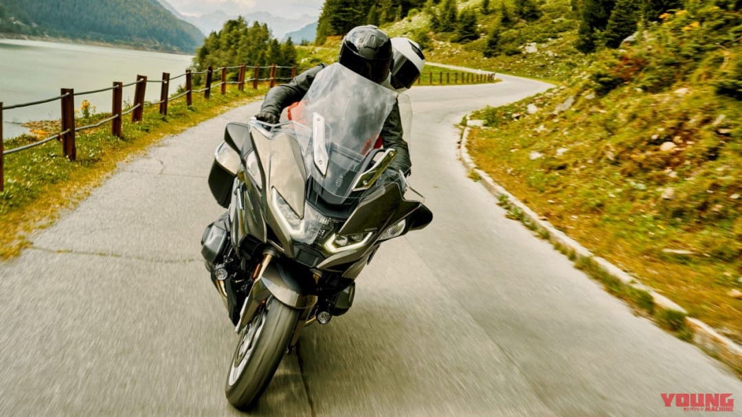 |BMW「R1250RT」10.25インチ大型スクリーンほか新装備で2021年モデルへ