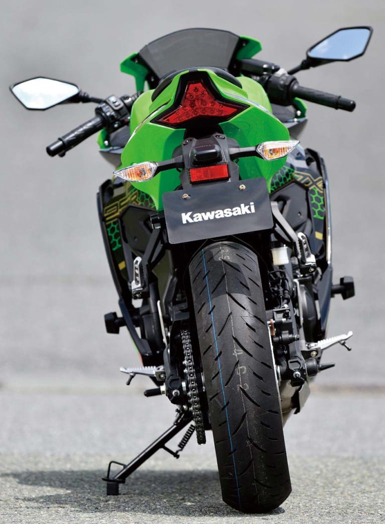 カワサキ ニンジャZX-25R/SE/SE KRTエディション|カワサキ ニンジャZX-25Rスペック総まとめ〈STD/SE/SE KRTエディション〉