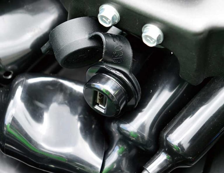 カワサキ ニンジャZX-25R/SE/SE KRTエディション|カワサキ ニンジャZX-25Rスペック総まとめ〈STD/SE/SE KRTエディション〉