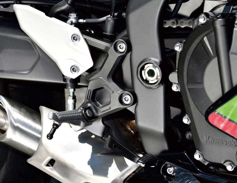 カワサキ ニンジャZX-25R/SE/SE KRTエディション|カワサキ ニンジャZX-25Rスペック総まとめ〈STD/SE/SE KRTエディション〉