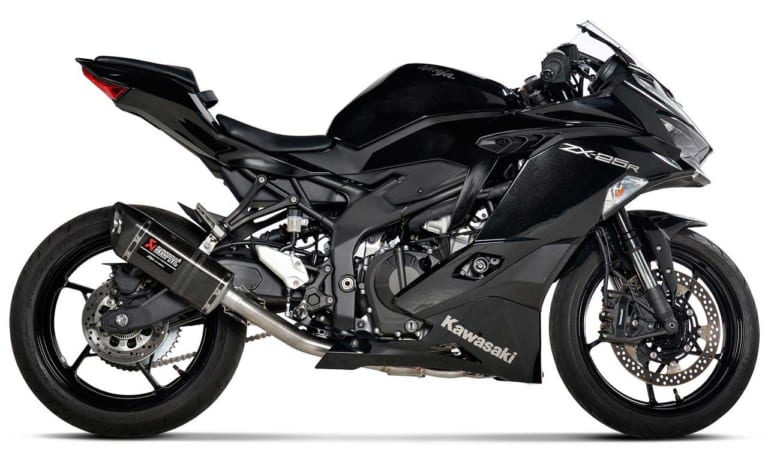 カワサキ×アクラポビッチ フルエキゾーストマフラー コラボレーションエディション クローズドコース専用タイプ|ニンジャZX-25Rカスタムパーツが続々登場 #1【アクラポビッチ、ビートetc.】