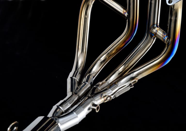 ビート ナサート エボリューション タイプII 政府認証適合(予定)フルエキゾーストマフラー|ニンジャZX-25Rカスタムパーツが続々登場 #1【アクラポビッチ、ビートetc.】