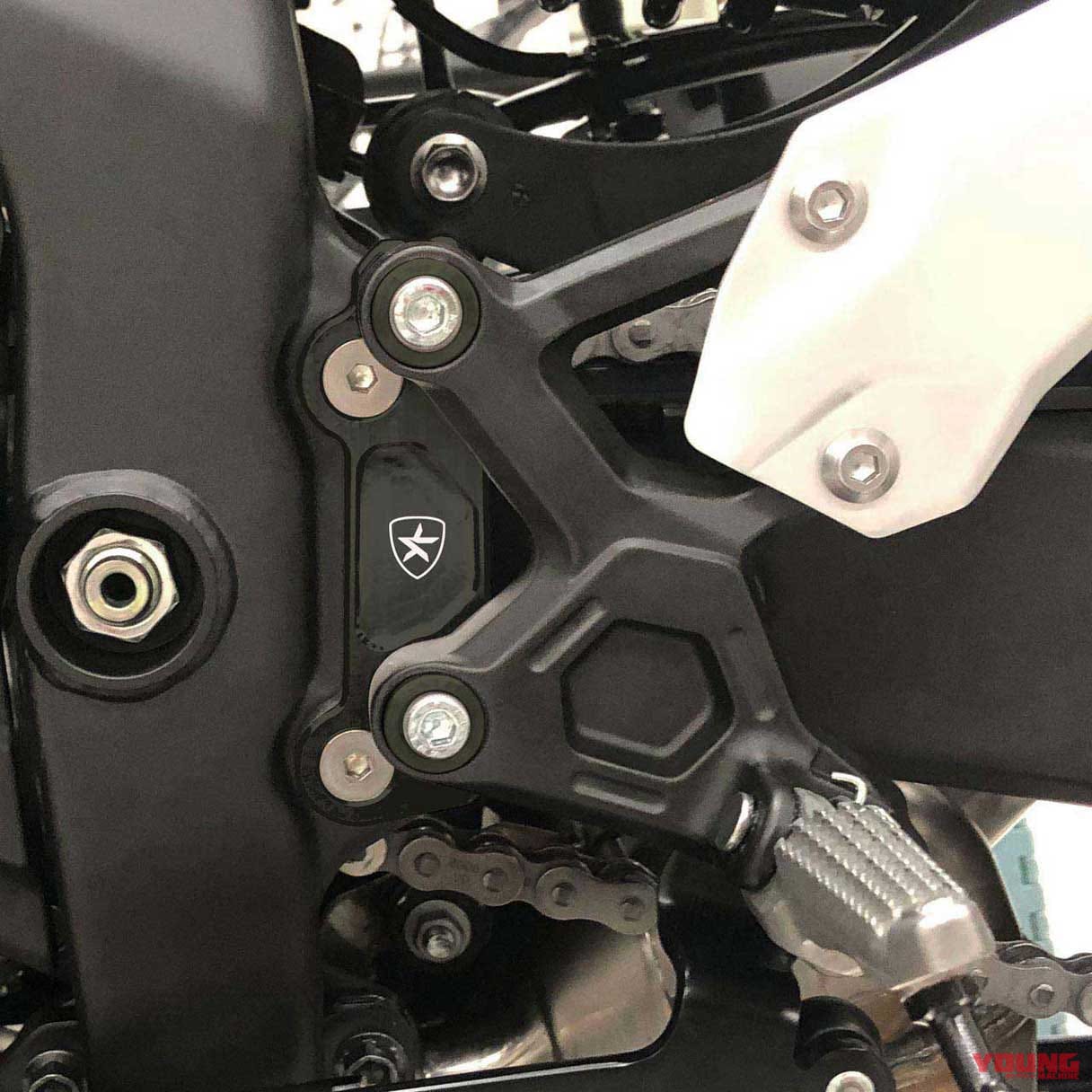 |ニンジャZX-25Rカスタムパーツが続々登場 #2【トリックスター/ケイズスタイル】