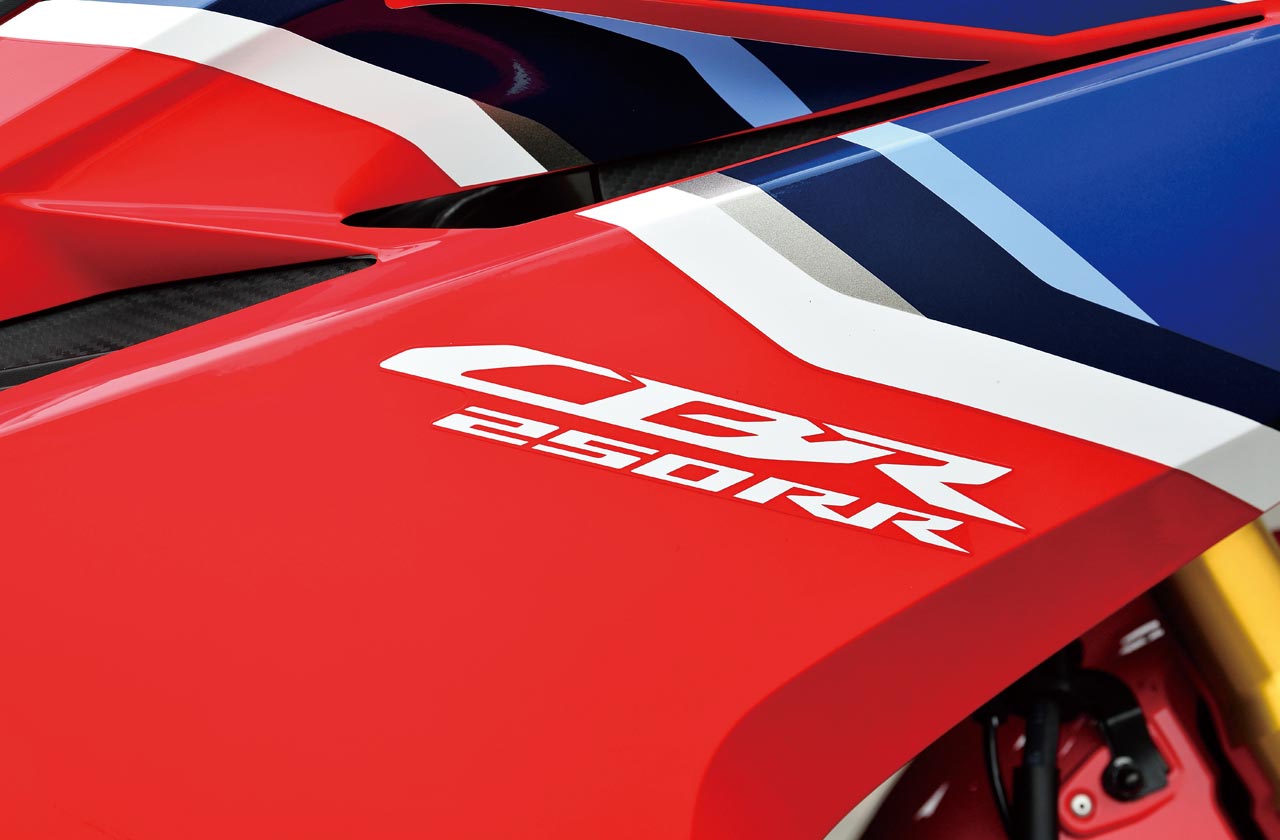 |新型ホンダCBR250RRは41psにパワーアップして宿敵ZX-25Rを迎撃