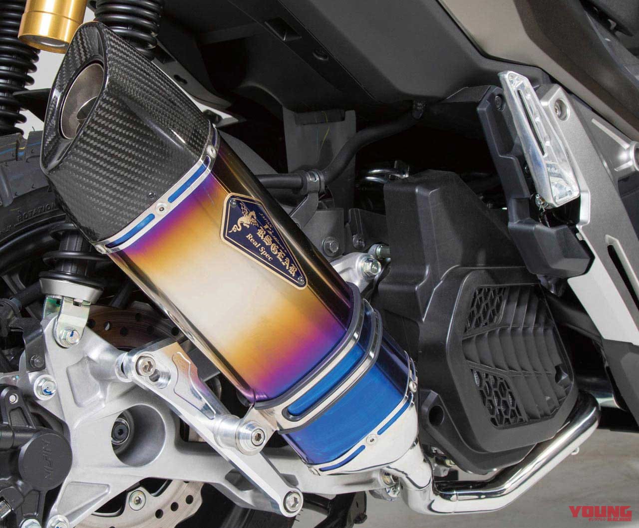 |ハイクラスが主力のアールズ・ギアから小排気量クラスのマフラーが登場