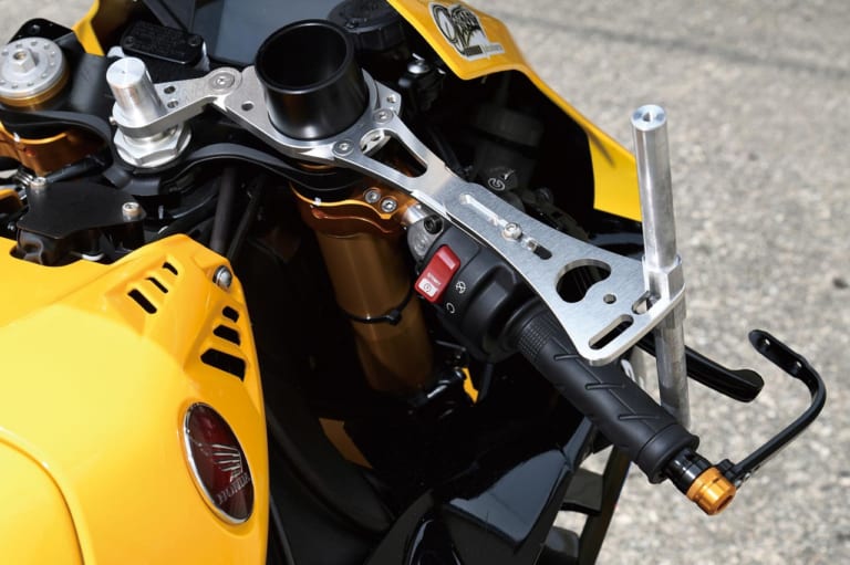 セパハン取付角度を左右対称に楽々セットアップ〈ベビーフェイス ハンドルセットツール〉|セパハン取付角度を左右対称に楽々セットアップ〈ベビーフェイス ハンドルセットツール〉
