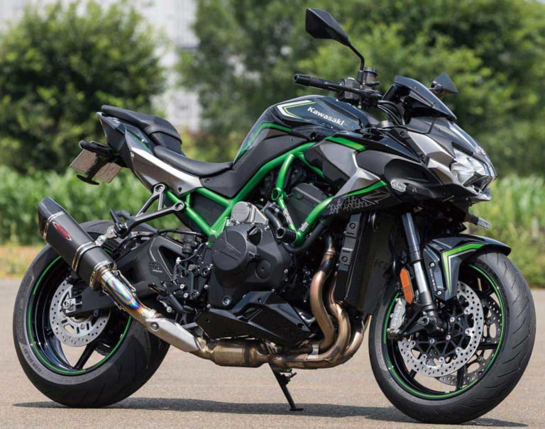 Z H2 ストライカーカスタム【軽量化とスタイルアップでスポーツ性向上】|Z H2 ストライカーカスタム【軽量化とスタイルアップでスポーツ性向上】