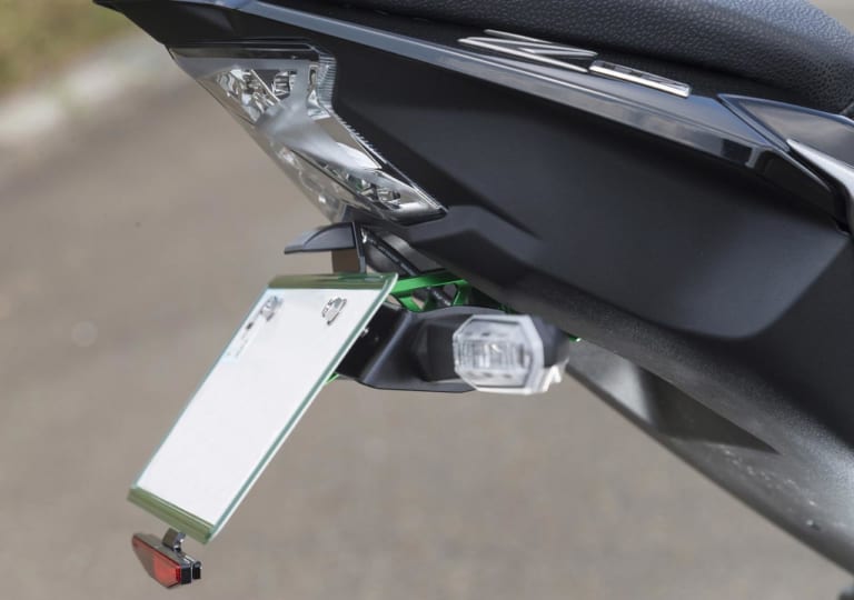 ストライカー アルミビレットフェンダーレスキット|Z H2 ストライカーカスタム【軽量化とスタイルアップでスポーツ性向上】