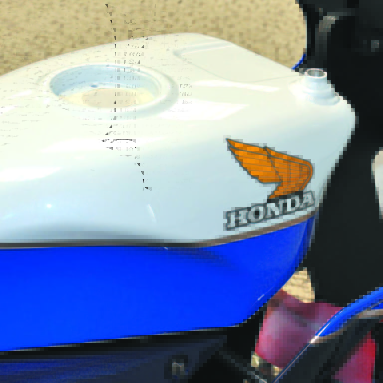 絶版名車VFR750R(RC30)をホンダが自らレストア!〈リフレッシュプラン〉後編|絶版名車VFR750R(RC30)をホンダが自らレストア!〈リフレッシュプラン〉後編