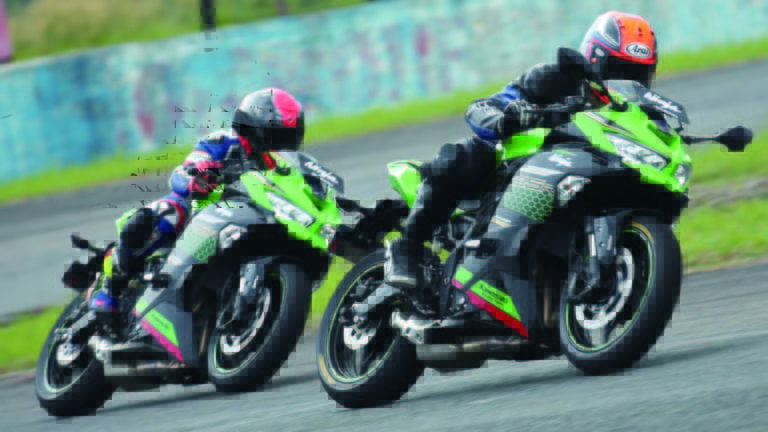 ZX-25Rインドネシア仕様が我々にもたらす希望【フルパワー50ps|ラムエア51ps】|ZX-25Rインドネシア仕様が我々にもたらす希望【フルパワー50ps|ラムエア51ps】