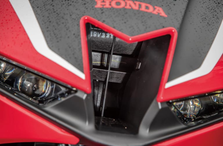 新型ホンダCBR600RR完全解説・スタイリング編【最新空力注入&ウイングレット】|新型ホンダCBR600RR完全解説・スタイリング編【最新空力注入&ウイングレット】