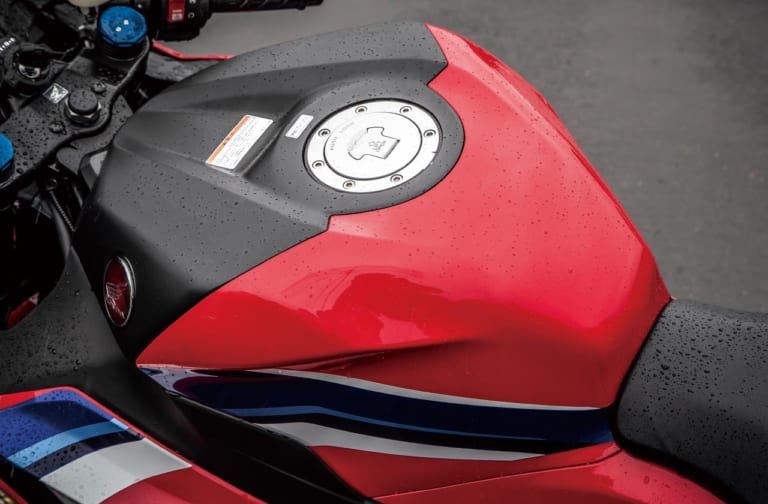 新型ホンダCBR600RR完全解説・スタイリング編【最新空力注入&ウイングレット】|新型ホンダCBR600RR完全解説・スタイリング編【最新空力注入&ウイングレット】