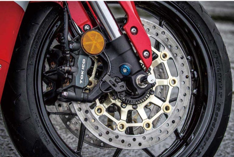 新型CBR600RR完全解説・シャーシ&ユーティリティ編|新型CBR600RR完全解説・シャーシ&ユーティリティ編【入念に煮詰めてリファイン】