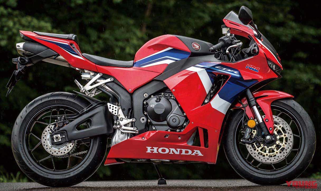 |新型CBR600RR完全解説・ライバル車比較【vs YZF-R6/Ninja ZX-6R】