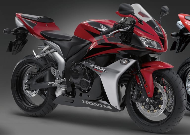 新型CBR600RR完全解説・ヒストリー編【若手ライダー成長の受け皿として