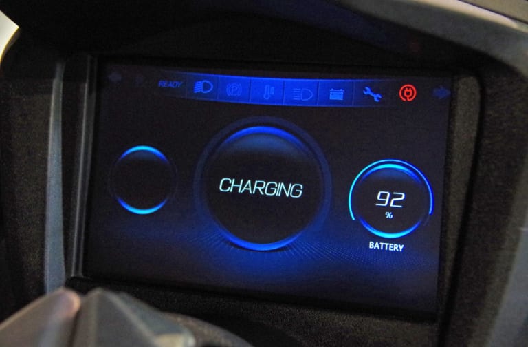 3輪電動バイク アイディア AAカーゴ β4|3輪電動バイク「アイディア AA-カーゴ」試乗インプレ【マクドナルド正式導入で注目】