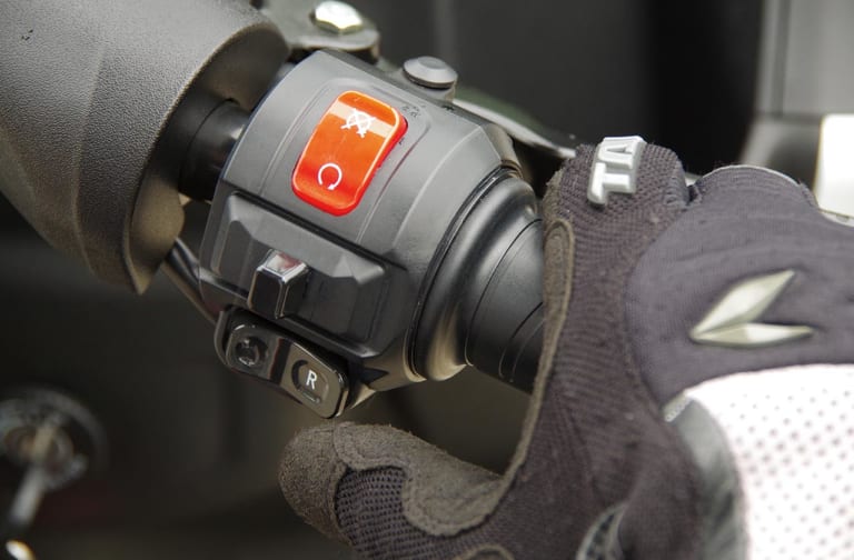 3輪電動バイク アイディア AAカーゴ β4|3輪電動バイク「アイディア AA-カーゴ」試乗インプレ【マクドナルド正式導入で注目】