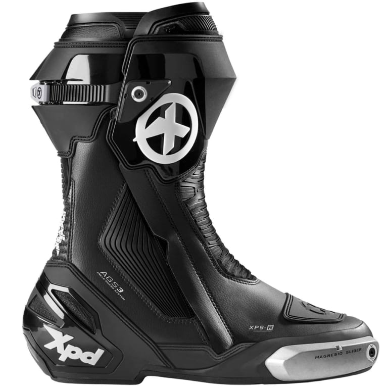 レーシングブーツ XPD XP9-R|最高レベルの安全性を詰め込んだXPDレーシングブーツの最高峰「XP9-R」
