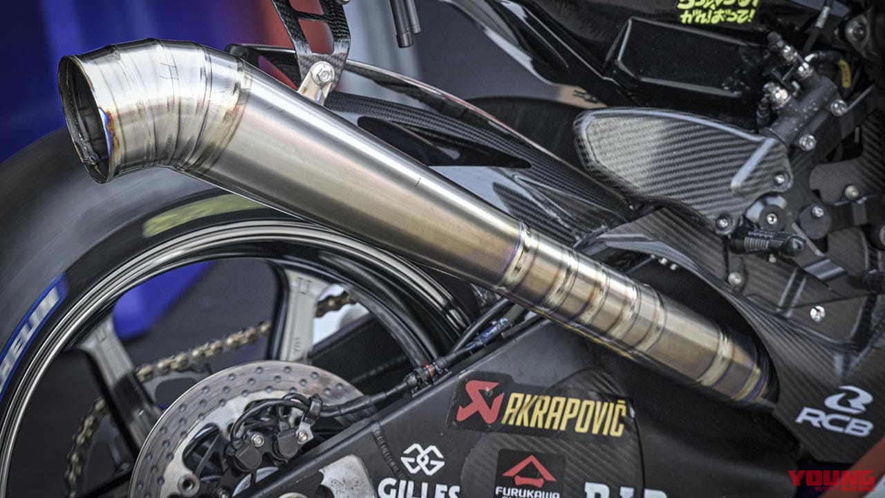 ヤマハ モトgpパワー獲得に本気モード 新時代の竹槍マフラー見参 Webヤングマシン 最新バイク情報 ヤマハ モトgpパワー獲得に本気モード 新時代の竹槍マフラー見参 Webヤングマシン 最新バイク情報