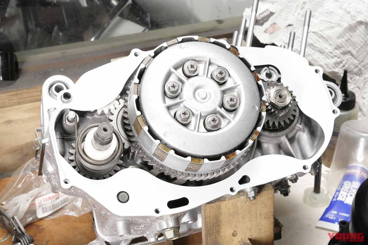 |最新テクノロジーで絶版2ストロークマシンのクラッチをアップデート〈アドバンテージ〉