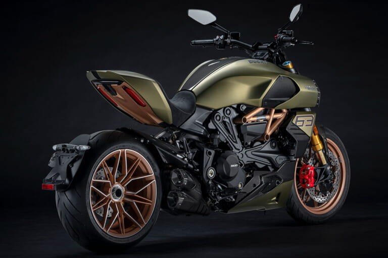 ドゥカティ ディアベル1260ランボルギーニ|ランボルギーニ×ドゥカティが夢のコラボ! 限定630台の「メイドインイタリー」とは