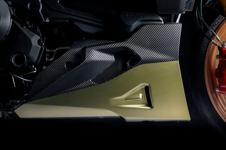 ドゥカティ ディアベル1260ランボルギーニ|ランボルギーニ×ドゥカティが夢のコラボ! 限定630台の「メイドインイタリー」とは