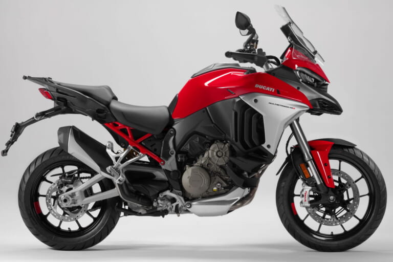 前後レーダーシステムを採用！ ドゥカティ「ムルティストラーダV4