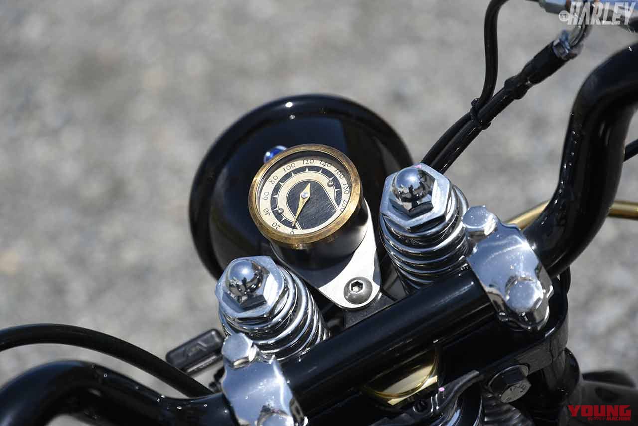 |女性ライダー向けのコンパクトなハーレークラシックボバーカスタム〈遠藤自動車サービス〉