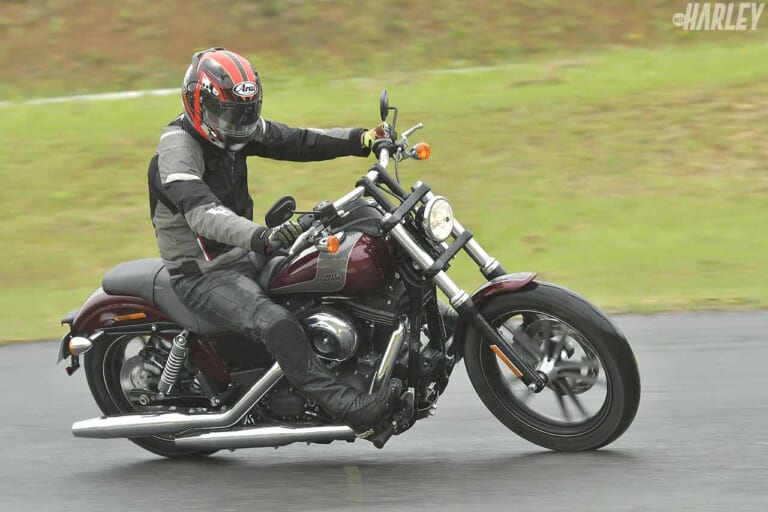 失敗しないハーレー中古車購入は信頼できるショップで【安心のレッドバロン譲渡車検】|失敗しないハーレー中古車購入は信頼できるショップで【安心のレッドバロン譲渡車検】