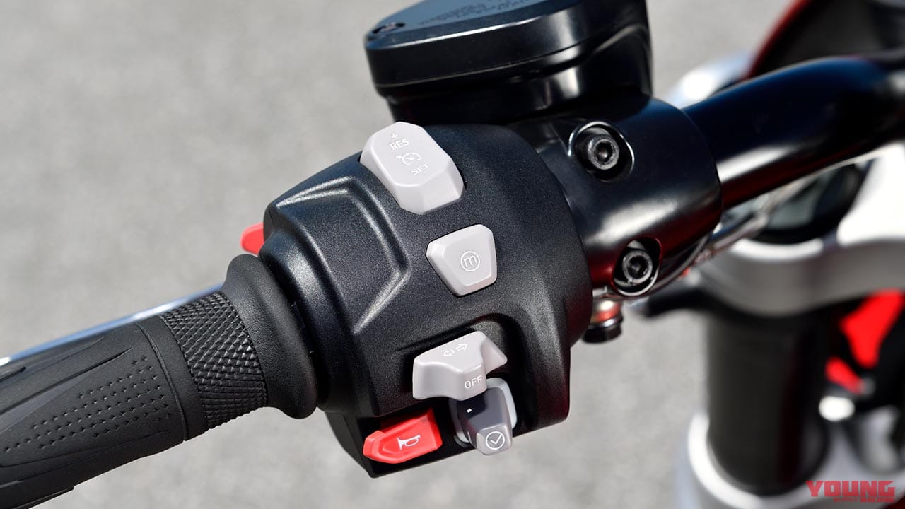 |トライアンフ ロケット3R試乗インプレッション【豪快ながら上質。通好みの傑作車】