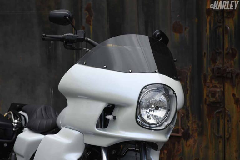 ハーレーFLHXストリートグライドカスタム by S&Fモーターサイクル|ハーレーFLHXストリートグライドカスタム【現代バガーに蘇るFXRTシルエット】