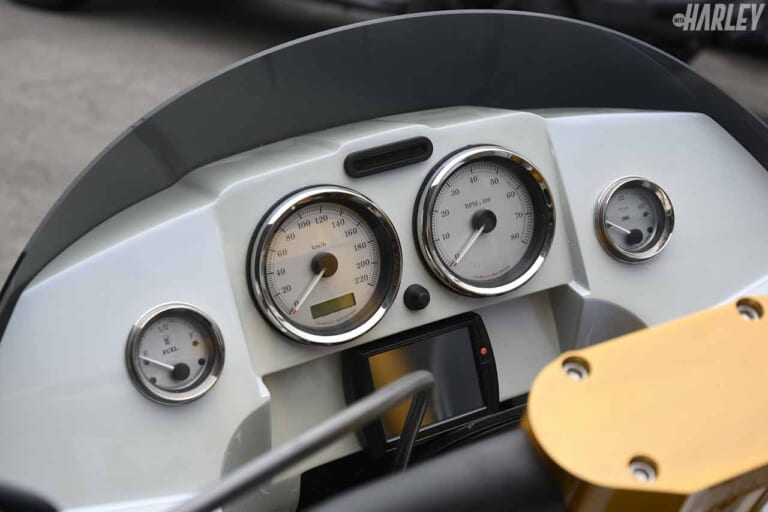 ハーレーFLHXストリートグライドカスタム by S&Fモーターサイクル|ハーレーFLHXストリートグライドカスタム【現代バガーに蘇るFXRTシルエット】