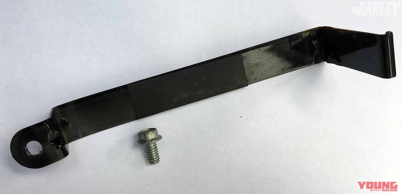 |ハーレーダビッドソン スポーツスター用バッテリーストラップ 【高強度&高耐腐食性】