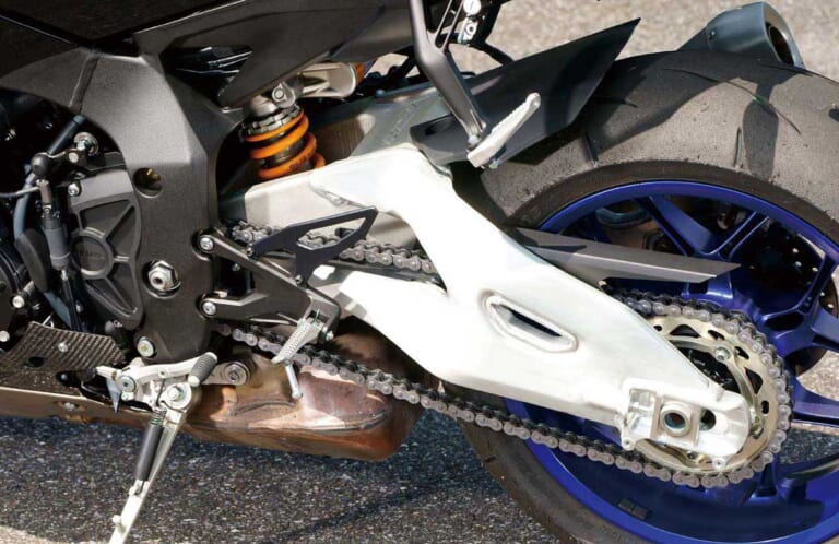 ヤマハYZF-R1/M|デルタボックスフレーム&ロングスイングアーム|YZF-R1/M vs CBR1000RR-R/SP 令和HYバトル〈#1 スペック編〉