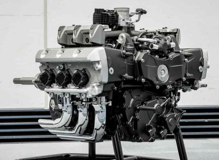 ホンダ ゴールドウイング|次期排ガス規制クリア? 絶版? ’20-’21新車バイク動向予想〈大型ツアラーモデル編〉