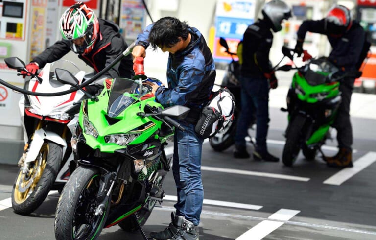 ニンジャZX-25R実測対決・ライバル3番勝負#5〈ストリート比較試乗インプレッション〉|ニンジャZX-25R実測対決・ライバル3番勝負#5〈ストリート比較試乗インプレッション〉