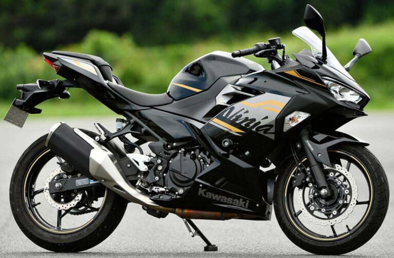 KAWASAKI Ninja 250|ニンジャZX-25R実測対決・ライバル3番勝負#1【最新鋭4気筒250ccの実力を検証】