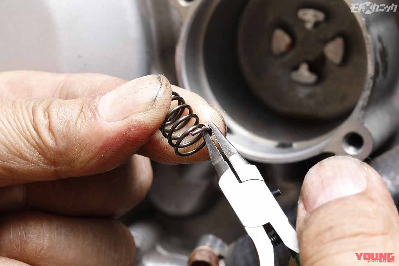 |ヤマルーブを活用したエンジンオイル交換&各種ケーブル注油で中古車快調メンテナンス